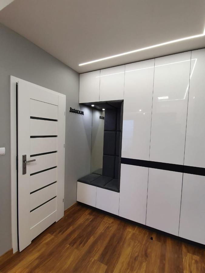 Nowe Apartamenty Ilawa Odnowiciela Z Klimatyzacja Екстер'єр фото